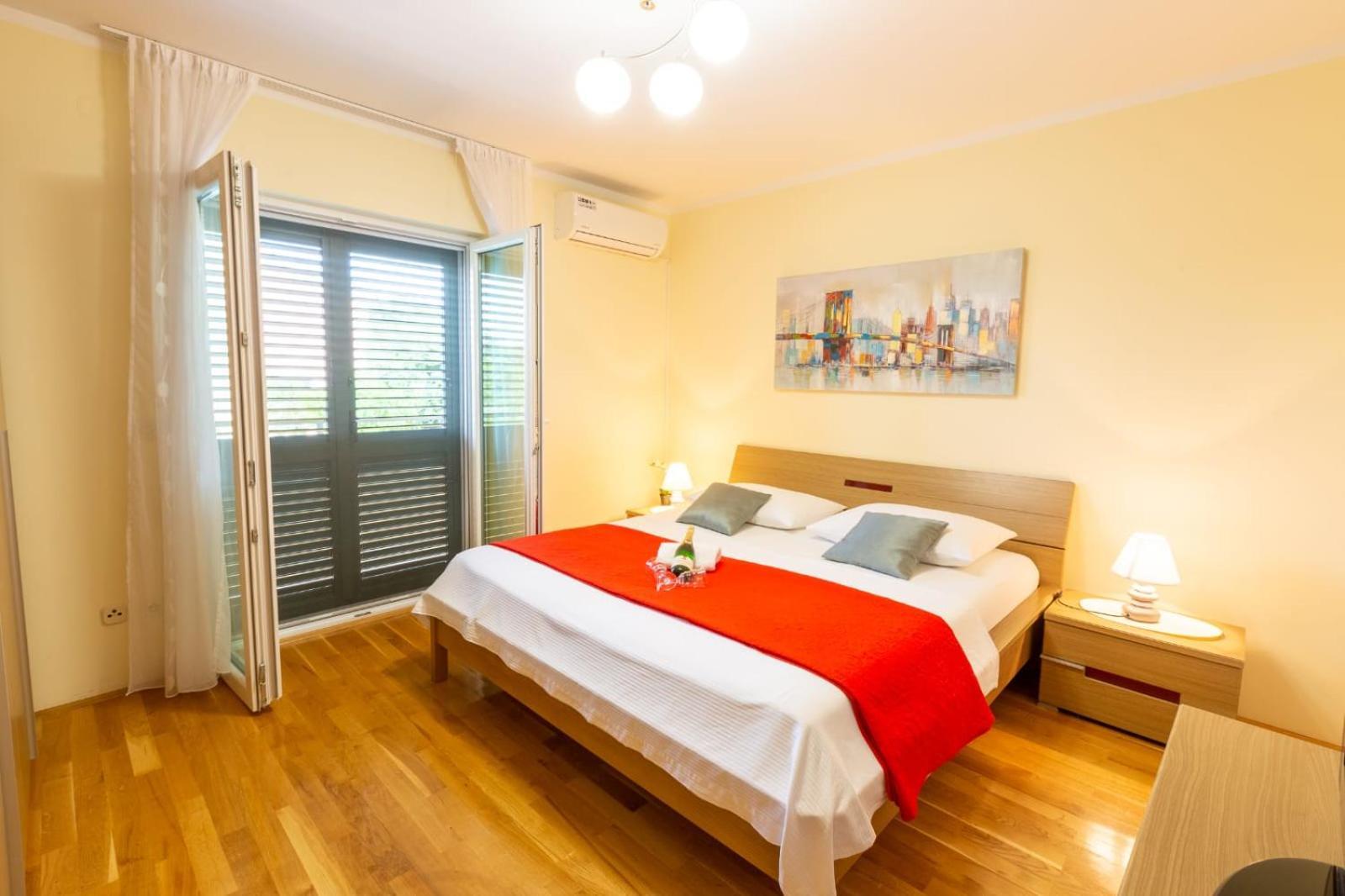 Apartman Milka Каштела Экстерьер фото